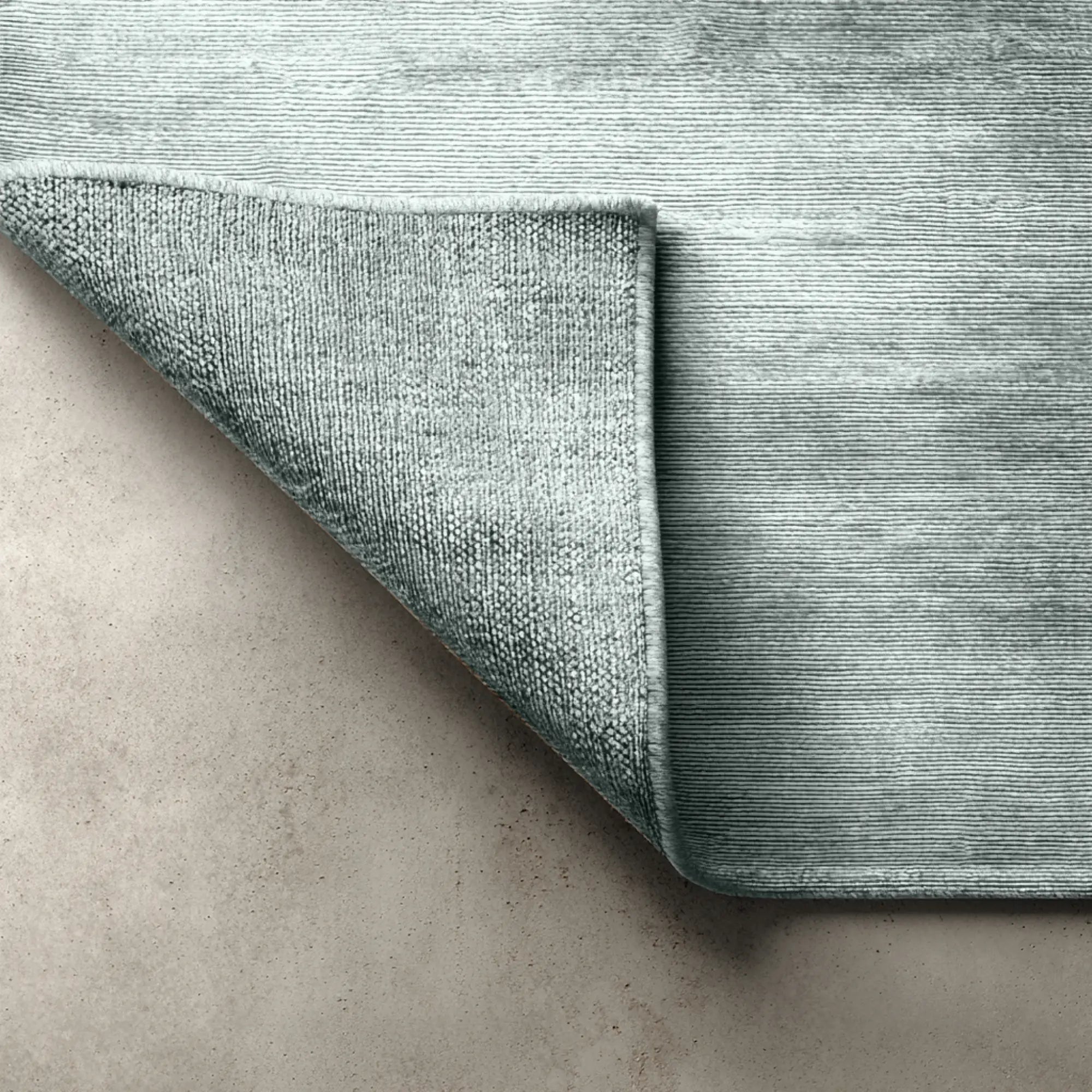 Pale Smoke - Large Sample